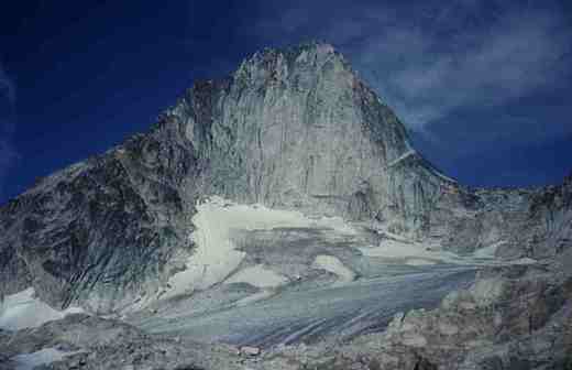 Bugaboo Spire 3176m.jpg